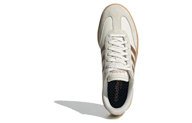adidas neo Gradas