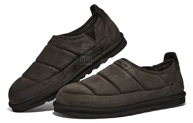 Skechers