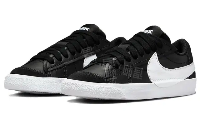 Nike Blazer Low Black