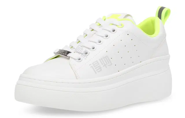 STEVE MADDEN