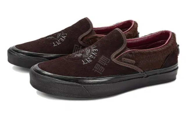 Randomevent x Vans slip-on