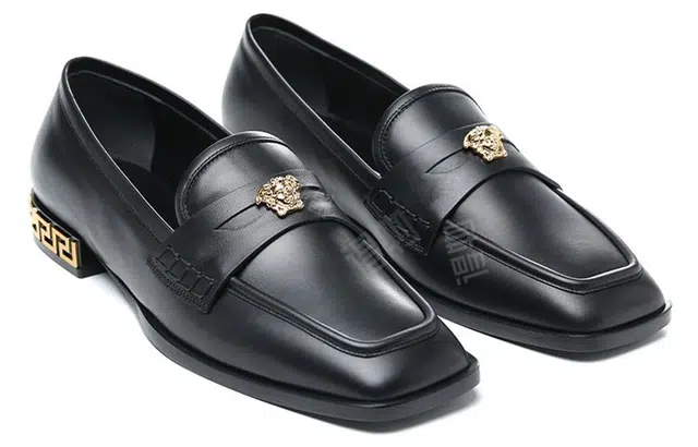 VERSACE