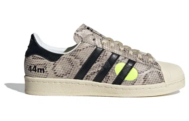 adidas originals Face Superstar 82