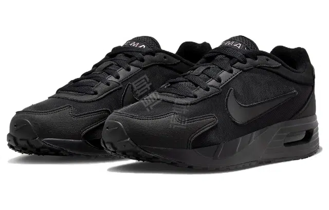 Nike Air Max Solo