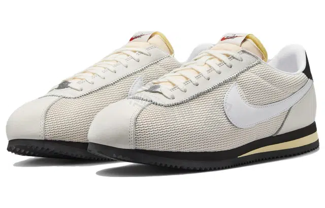 Nike Cortez "Light Orewood Brown"