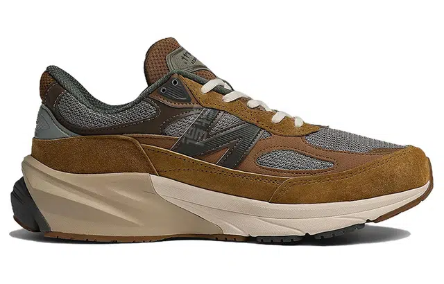Carhartt WIP x New Balance NB 990 V6