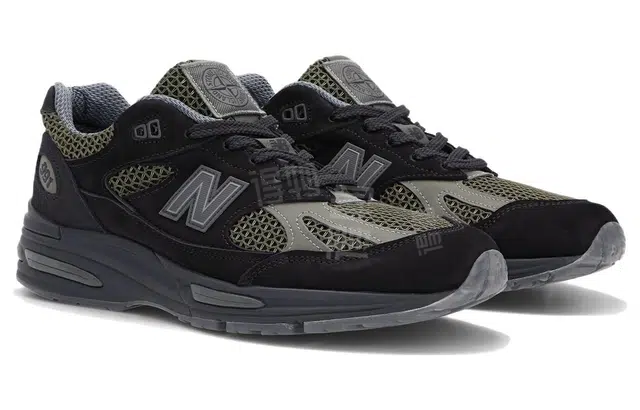 STONE ISLAND x New Balance NB 991