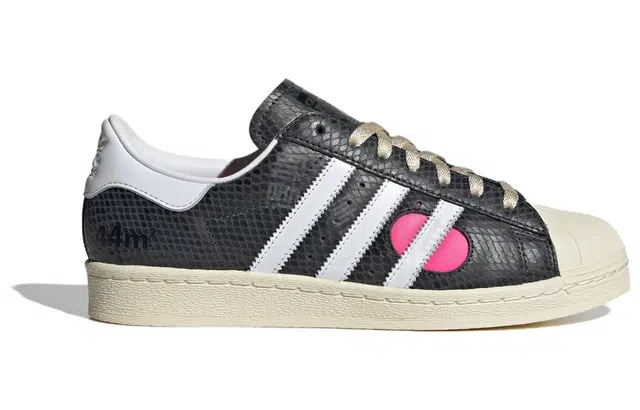 adidas originals Face Superstar 82