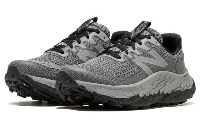 CAYL x New Balance NB Fresh Foam More Trail v3
