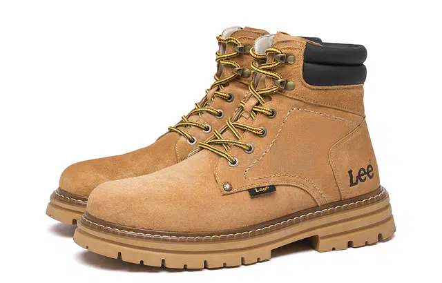 Lee