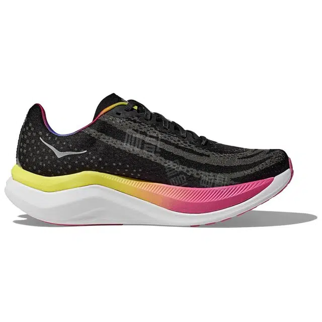 HOKA ONE ONE