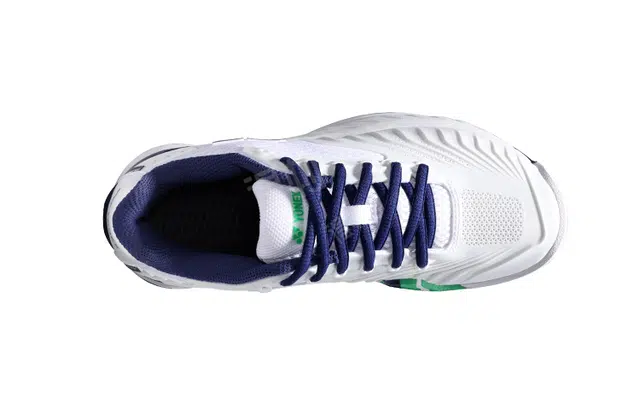 YONEX