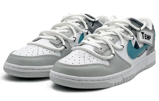 Nike Dunk Low Pure Platinum
