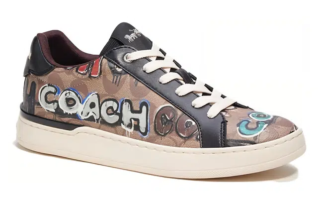 COACH