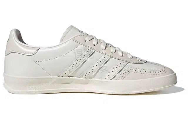 adidas Gazelle White