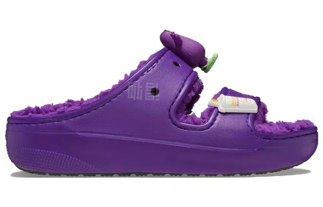 x Crocs