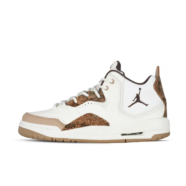 Jordan Courtside 23 520 2.0 GS