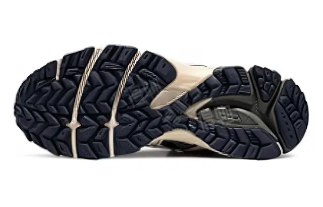 Asics Gel-Kahana 8 FL