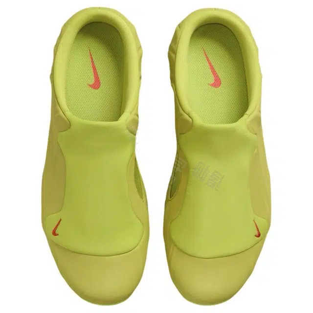 Nike Clogposite