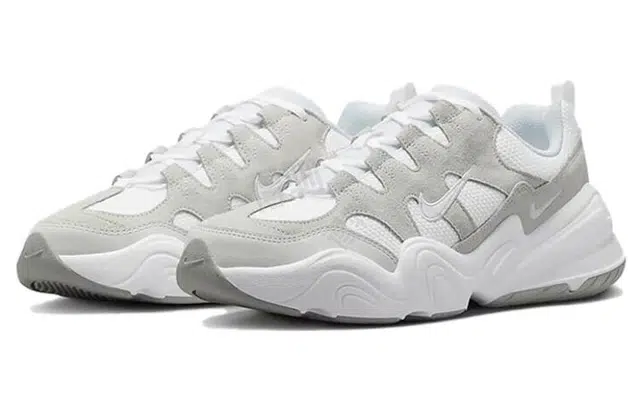 Nike Tech Hera
