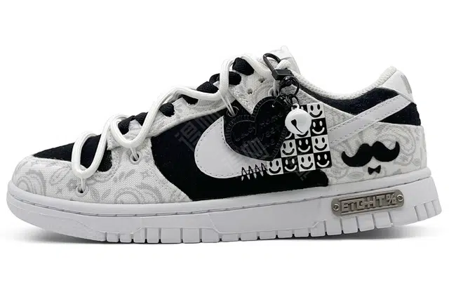 Nike Dunk Low ESSWhite Paisley