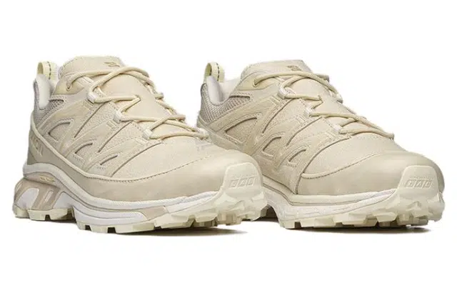 SALOMON XT-6