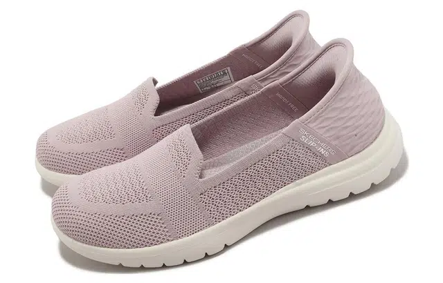 Skechers ON THE GO Flex-Serene Slip-Ins