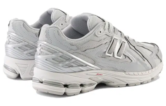 New Balance NB 1906R