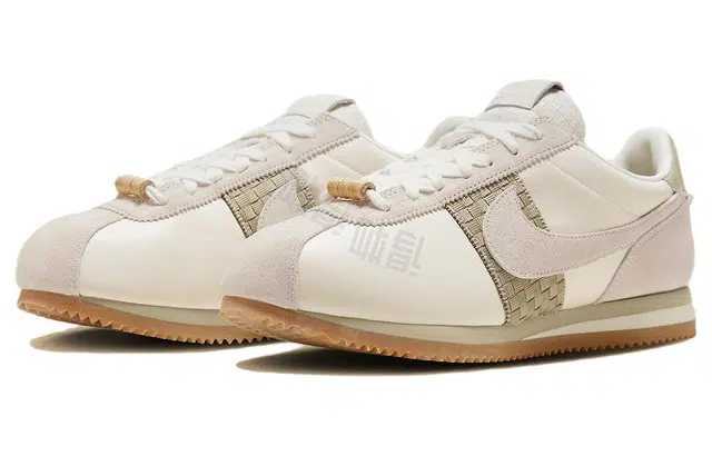 Nike Cortez "NAIKE"