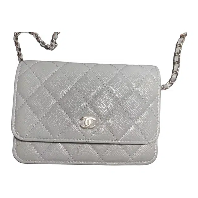 CHANEL WOC CLogo