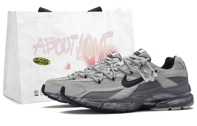 Nike Initiator Y2K