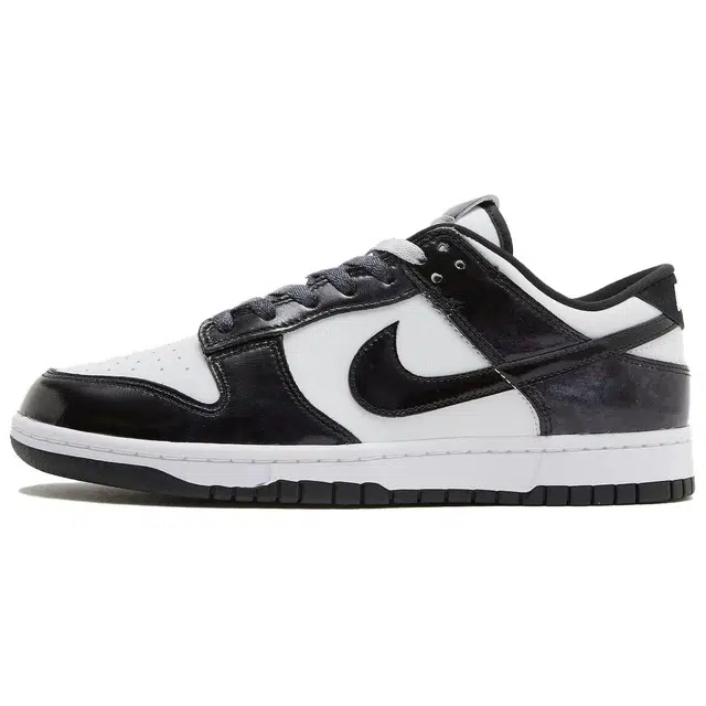 Nike Dunk Low SE Panda
