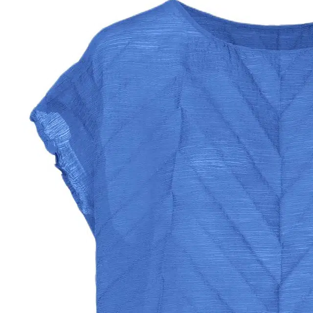 ISSEY MIYAKE T