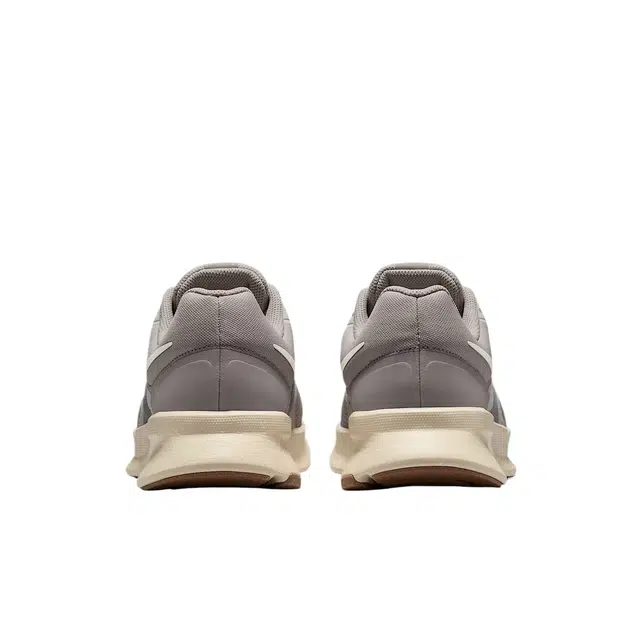 Nike Run Swift 3