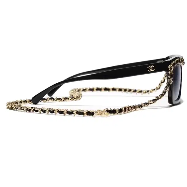 CHANEL C Logo