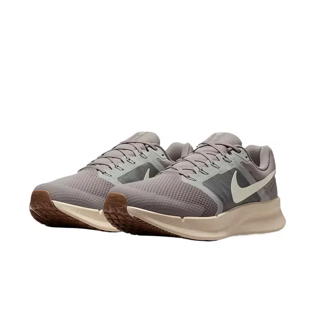 Nike Run Swift 3