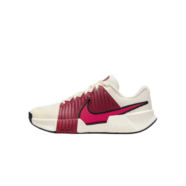 Nike GP Challenge Pro