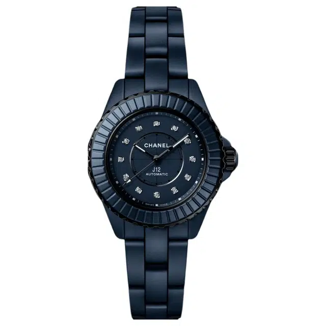 CHANEL 33mm 200