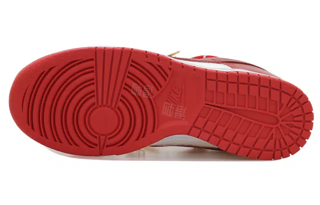 Nike Dunk Low OKHR