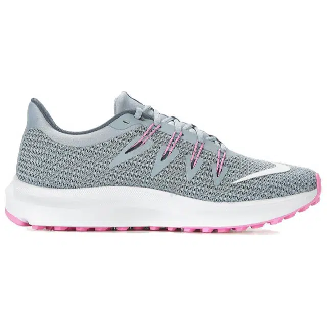 Nike Quest 3