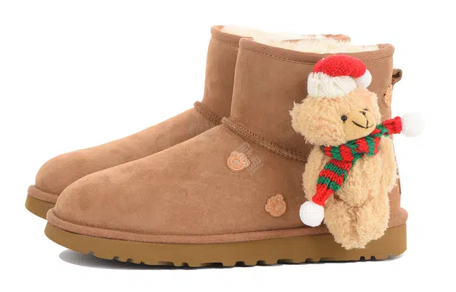 UGG CLASSIC MINI