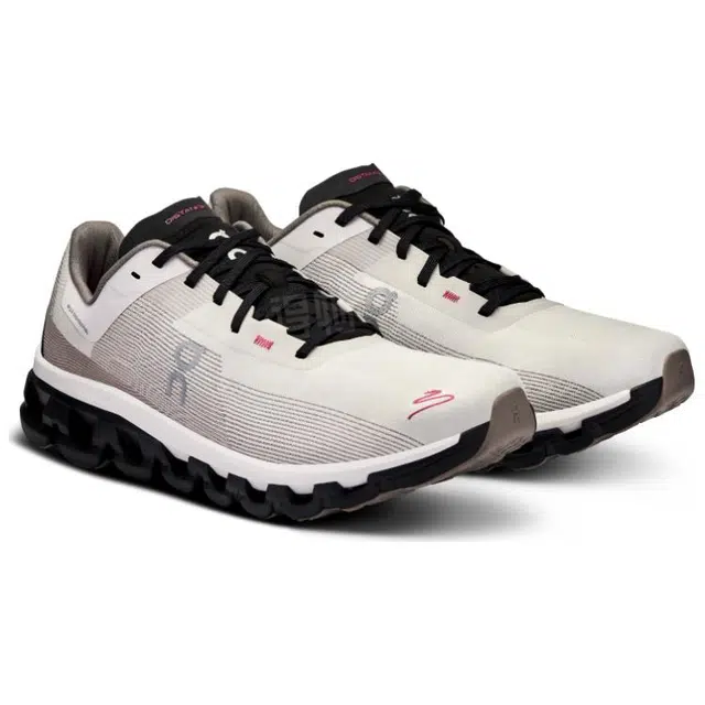 On Cloudflow 4 DISTANCE LTD