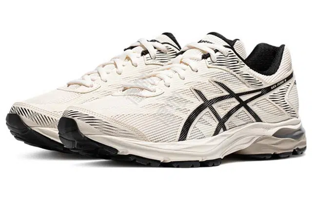 Asics Gel-Flux 4
