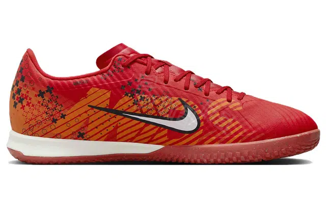 Nike Mercurial Vapor 15