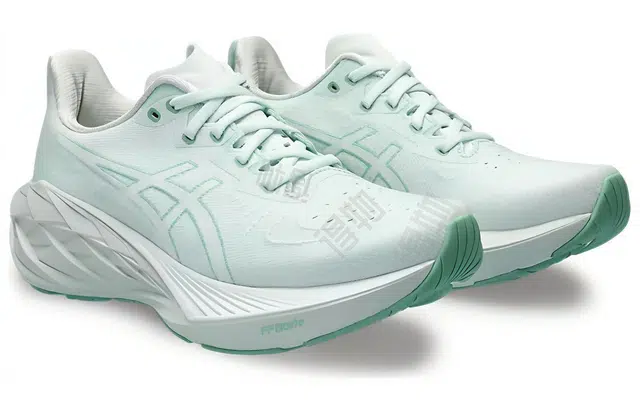 Asics NOVABLAST 4