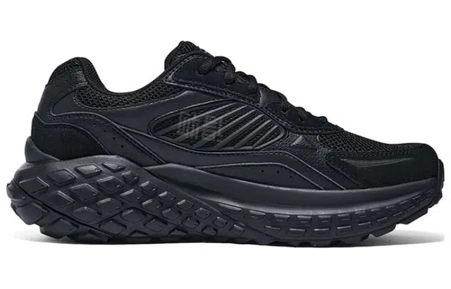 Skechers Monster EVO