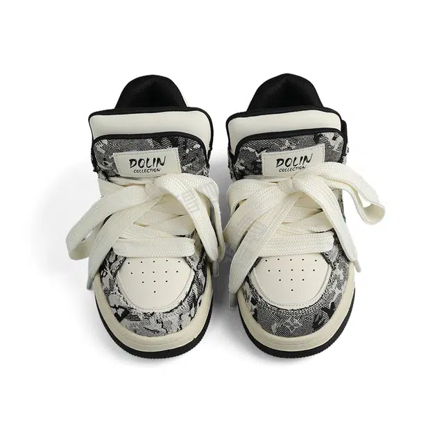 DOLIN COLLECTION