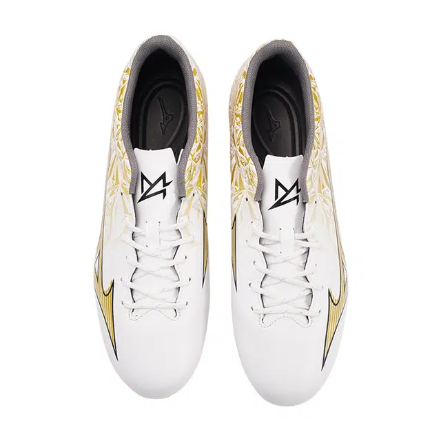 Mizuno Alpha AG