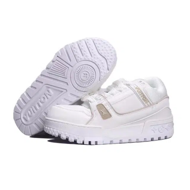LOUIS VUITTON Trainer Maxi