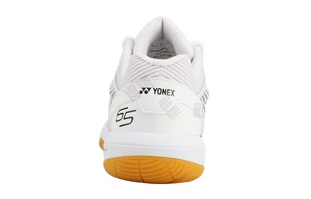 YONEX